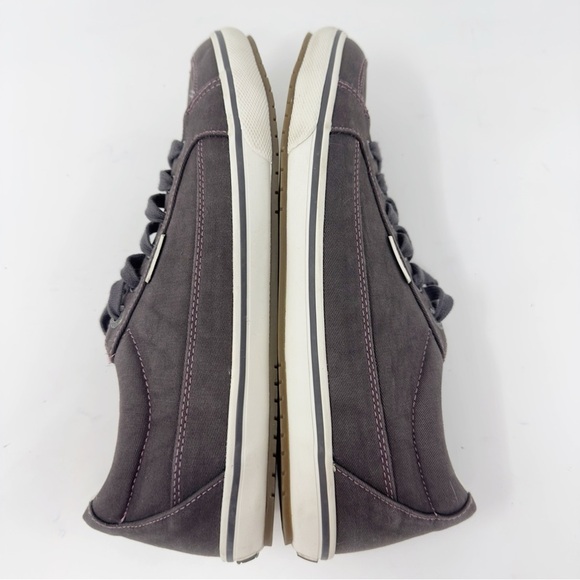 Taos Mac Star Sneakers - Picture 8 of 9